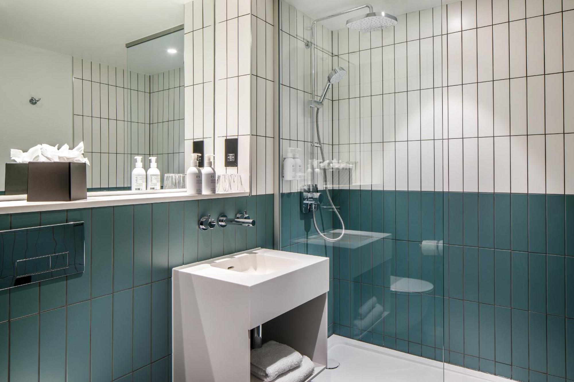 Southgate Hotel London East Barnet ภายนอก รูปภาพ